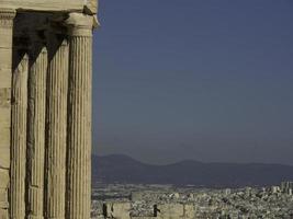 la ciudad de atenas en grecia foto