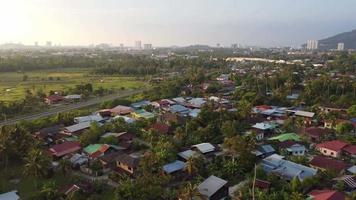 luchtfoto maleisië kampung house video