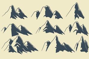 conjunto de decoración natural dibujado a mano de nueve grandes bocetos de montaña. vector