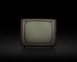televisión antigua retro sobre fondo negro foto