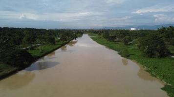 Filmbewegung Sungai Perai Fluss der grünen Plantage video