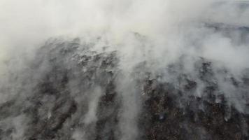 aéreo avançar fogo queimando causar fumaça video