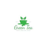 taza de té verde con ilustración de icono de diseño de logotipo de hojas vector