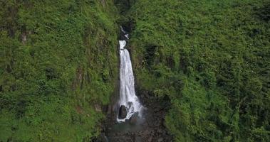 trafalgar watervallen in dominica, caribische eilanden video