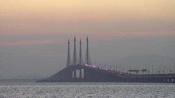 verkeersopstopping bij penang bridge. video