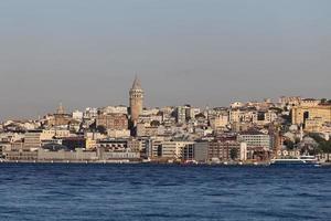 Torre de Gálata en Estambul, Turquía foto