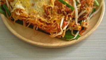 Pad Thai - stir fried noodles in Thai style with egg - Asian food style video