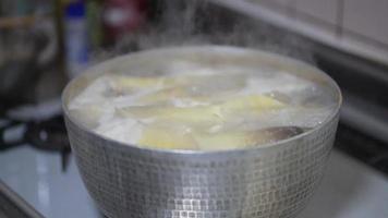 Boiled bamboo shoots video