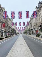 londres en el reino unido en junio de 2022. una vista de regents street durante las celebraciones del jubileo de platino foto