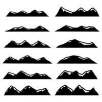 conjunto de siluetas de montañas sobre el fondo blanco. ilustración vectorial vector