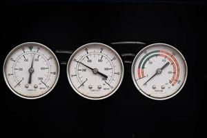 Hydraulic pressure gauge, cnc lathe oil pressure gauge photo