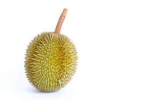 durian como rey de la fruta en tailandia. tiene un olor fuerte y una corteza cubierta de espinas. foto