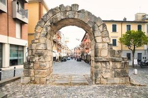 montanara o puerta de sant andrea en rimini foto