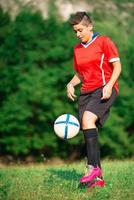 mujer futbolista en italia foto