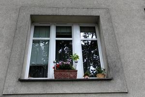 pequeña ventana en la gran ciudad foto