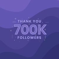 gracias 700k seguidores, plantilla de tarjeta de felicitación para redes sociales. vector