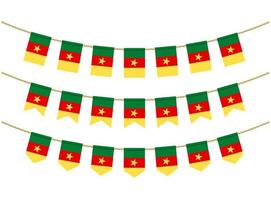 bandera de Camerún en las cuerdas sobre fondo blanco. conjunto de banderas patrióticas del empavesado. decoración del empavesado de la bandera de camerún vector