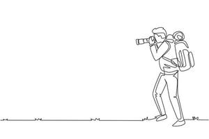 Single one line drawing young male photographer standing taking photo using camera, tourist with backpack. Photographer with his telephoto lens. Continuous line draw design graphic vector illustration