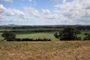 una vista de la campiña de shropshire desde lyth hill cerca de shrewsbury foto