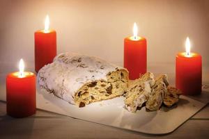 Stollen and candles photo