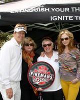 los angeles, 15 de abril - en el torneo de golf de celebridades jack wagner en beneficio de la sociedad de leucemia y linfoma en el club de golf junto al lago el 15 de abril de 2013 en toluca lake, ca foto