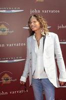 los angeles, 11 de marzo - steven tyler llega al noveno beneficio anual de john varvatos stuart house en la tienda john varvatos el 11 de marzo de 2012 en west hollywood, ca foto