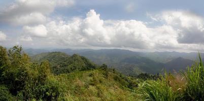 mirador de khao sawan, distrito de suan phueng, provincia de ratchaburi, frontera entre Tailandia y Birmania foto