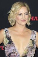 los angeles, 7 de diciembre - zoe bell en el estreno de los odiosos ocho en el arclight cinemas cinerama dome el 7 de diciembre de 2015 en los angeles, ca foto