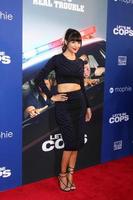 los angeles, 7 de agosto - hannah simone en el estreno de let s be cops en los cines arclight de hollywood el 7 de agosto de 2014 en los angeles, ca foto