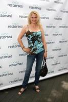 los angeles, 3 de mayo - jacee jule at the restorsea gifting of skin care product at nemo on may 3, 2014 in west hollywood, ca foto