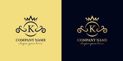letras iniciales de lujo dorado k con adorno e icono de corona para su marca real, boda, logotipo decorativo vector