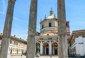 hdr colonne di san lorenzo en milán foto