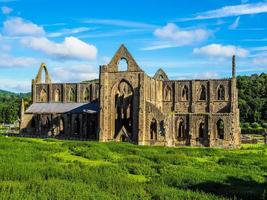 HDR Tintern Abbey Abaty Tyndyrn in Tintern photo