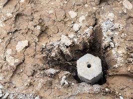 pilar de hormigón hexagonal. foto