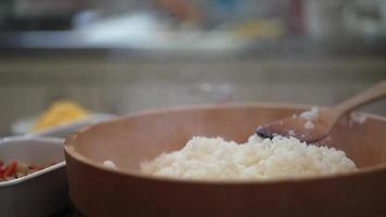 arroz cozido no vapor