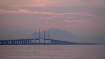 timelapse vista alba al ponte di Penang video