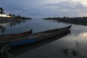 boat on the lake photo