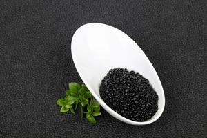 caviar negro de lujo foto