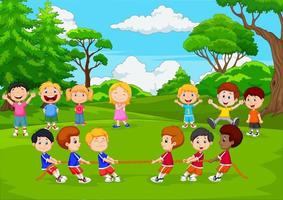 grupo de dibujos animados de niños jugando tira y afloja en el parque