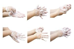 juego de manos de limpieza, espuma de jabón para lavar las manos aislada en fondo blanco con camino de recorte, prevenir gérmenes, bacterias o virus. foto