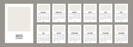 calendario mensual clásico para 2023. un calendario de estilo minimalista de forma cuadrada. plantilla de calendario con un lugar para una foto o tu diseño vector