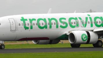 transavia boeing 737 in atterraggio video