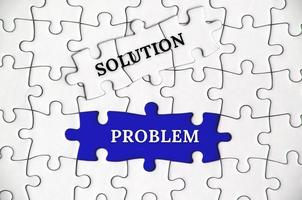 Text on missing jigsaw puzzle - Solution and problem photo