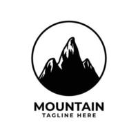 logotipo de montaña de silueta con círculo. diseño de vector de montaña para símbolo de aventura