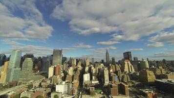 time-lapse van new york city manhattan kijkend naar het noorden richting het Empire State Building video