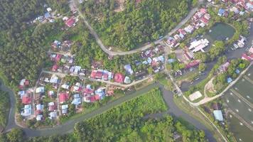 luchtfoto bukit tambun maleis dorp. video