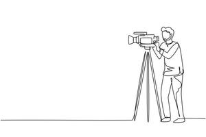 Single continuous line drawing Arabian cameraman, operator, videographer standing with camera. Shooting of movie production, broadcasting news or tv show live. One line draw design vector illustration