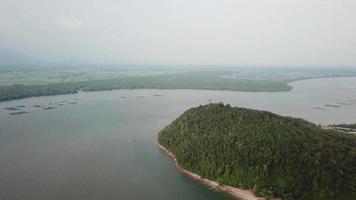 Aerial Panning Pantai Merdeka and Tanjung Dawai Town at Sungai Merbok. video