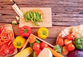 Top view green bell pepper on the cutting board photo