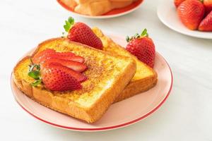 french toast with fresh strawberry photo